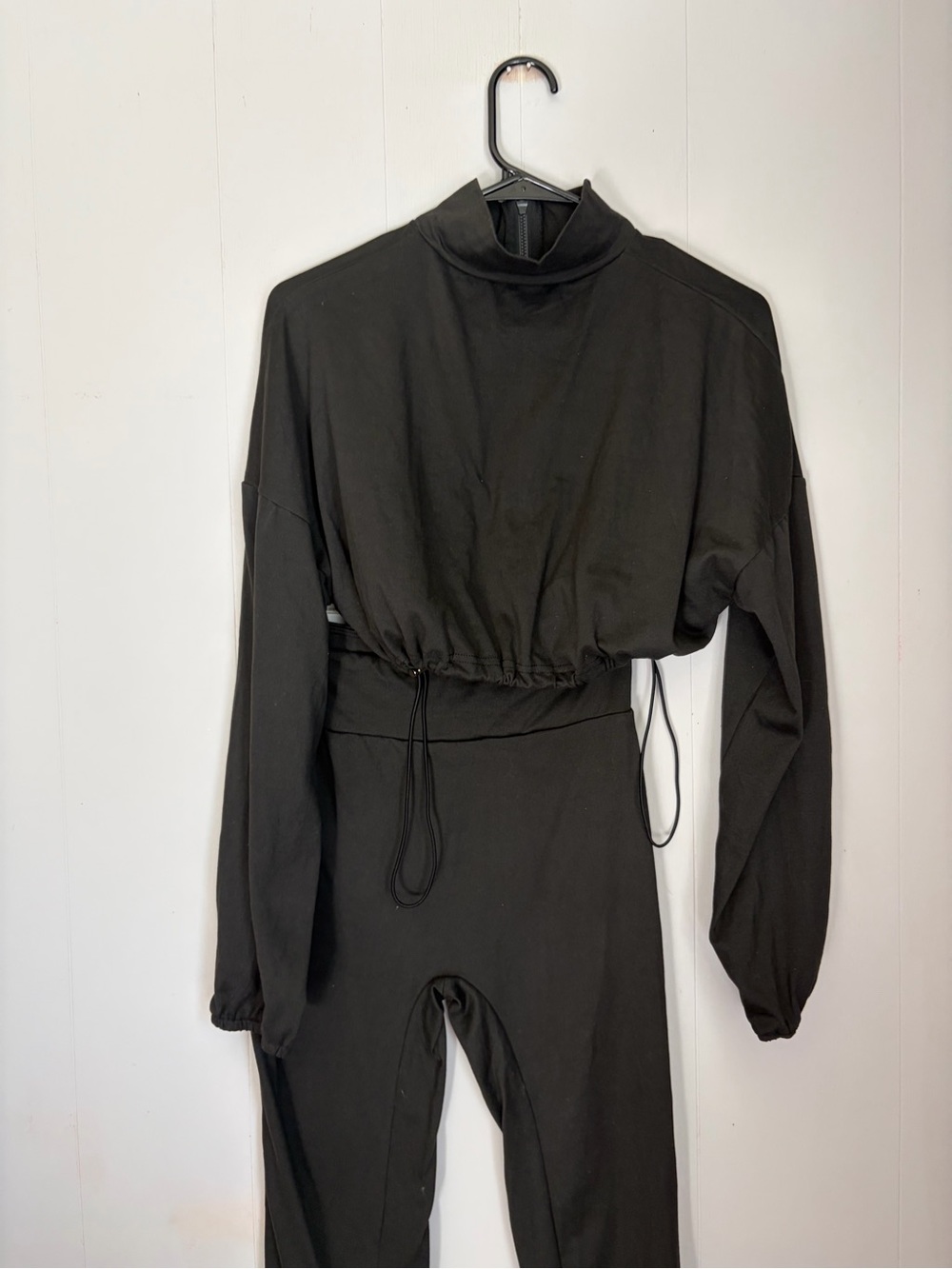 Black Womens leggings with Cropped Zip Jacket - Picture 5 of 7